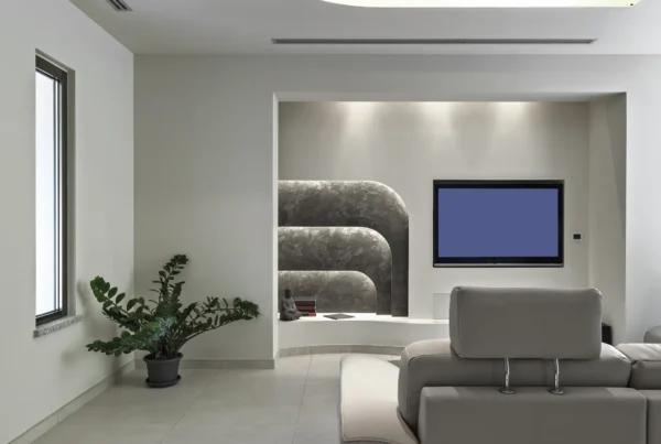 interni moderni in cartongesso con tagli di luce a led